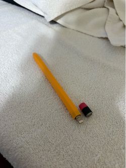 Apple Pencil (1st Gen) with Case and Charger