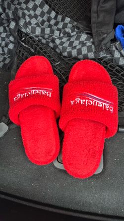 Balenciaga slides