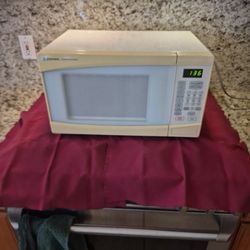 Countertop Microwave