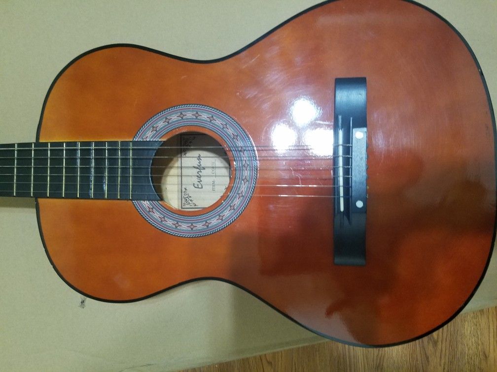 Left hand acustic guitar/Ofrecemos clases de Canto, Guitarra y Keyboard