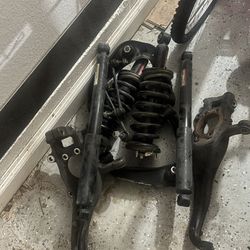 Nissan Frontier 2022 Miscellaneous Car Parts