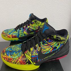 Nike Kobe 4 Size 9