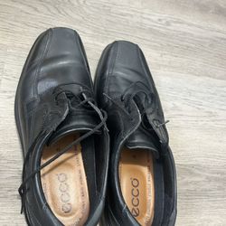 Ecco Men's Size Size 12 Black Leather Lace Up  Casual Dress Shoe