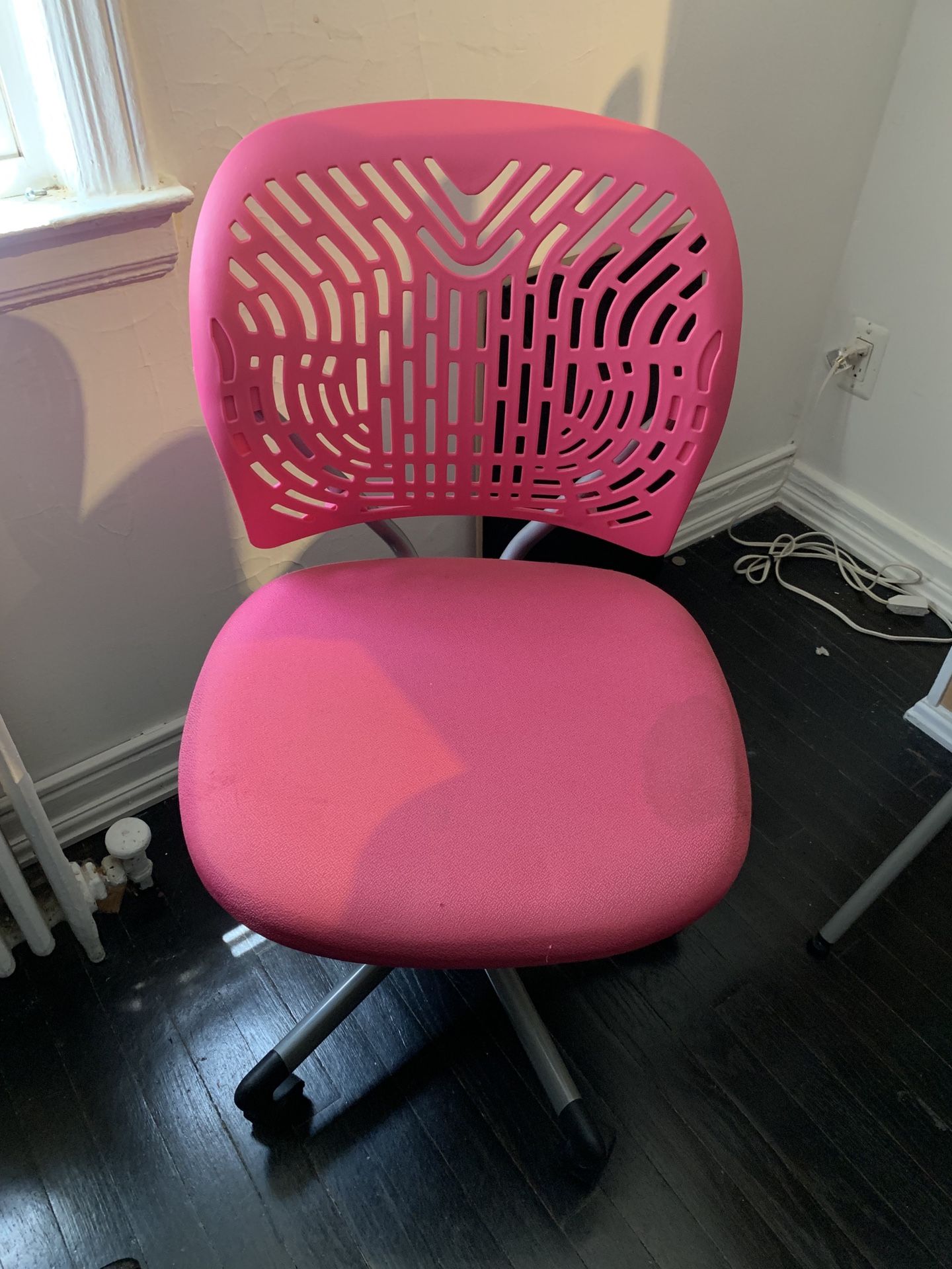 Pink desk chair