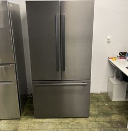 Bosch Matte Black French Door Refrigerator