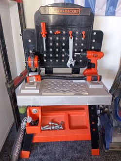 Black and Decker kids tool bench