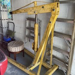 Engine Hoist