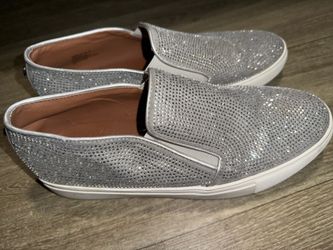 Women’s Slip-on Shoes