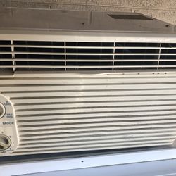 GE Room Air Conditioner 