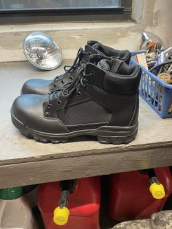Steel Toe Men’s 11 Black Boots
