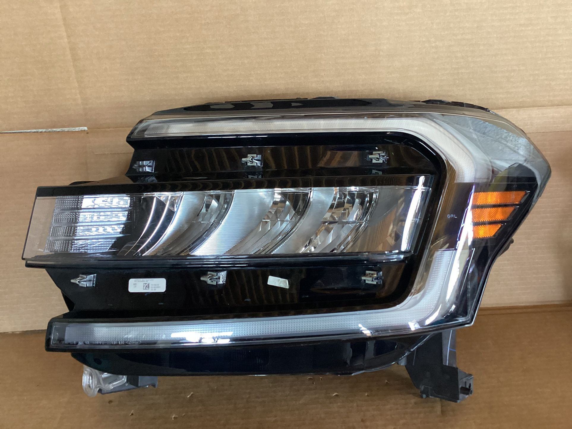 2022-23 Ford Expedition Driver FULL LED Headlight GREAT OFFER ORIGINAL🌈