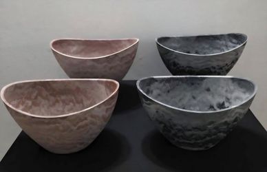 *** NEW LOW PRICE *** LaDoVita Large Retro Oval Planters (Green / Golden) @ Lasting Creations