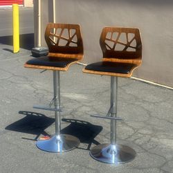 Mid Century Modern-Bar Stools