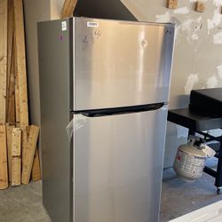 Refrigerator LG Scratch and Dent