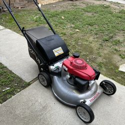 Honda Lawnmower 