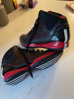 Adidas Rose 3 Basketball Shoe