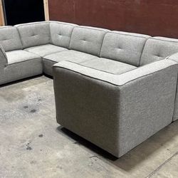 Modular 6 Piece Sectional