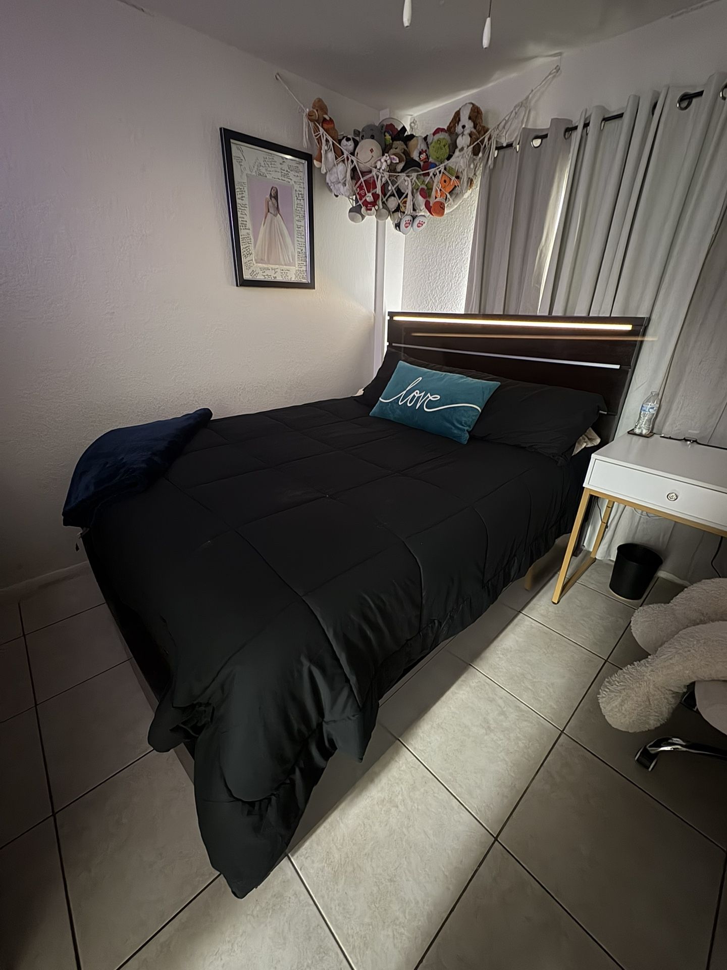 Bed With Bed Frame