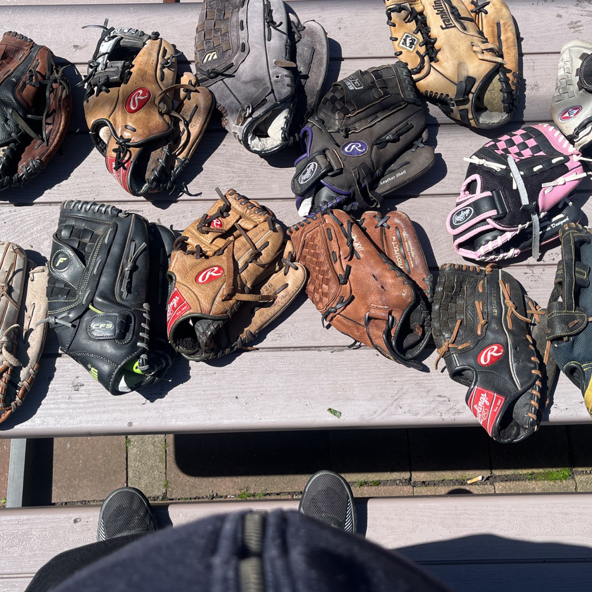 Baseball And Softball Gloves