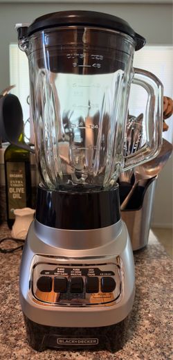 BLACK+DECKER Kitchen Blender with Glass Jar