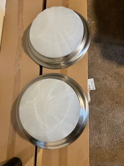 4 Light Fixtures