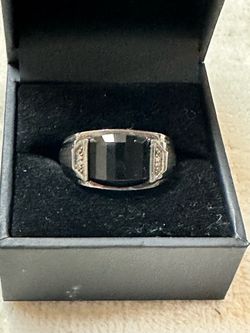 NEW Men's Silver-Tone Black Stone Signet Ring Clear Accents Size 9