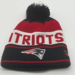 New England Patriots beanie, very soft in the inside, (NEW).