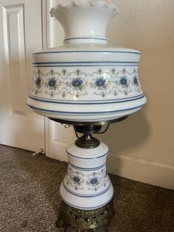Vintage Gone with the Wind Quoizel 1973 Hurricane Lamp 26”