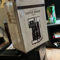 Touchscreen coffee maker
