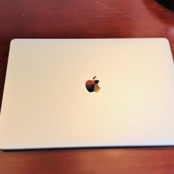 Apple MacBook Pro 16 inch A2141 Intel Chip i7 or i9 ( For Parts )