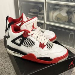 5.5y Fire red Jordan 4