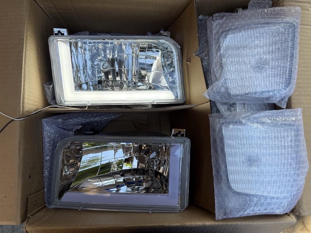 92-96 Ford Bronco & F-150, F-250, F-350 6Pc Chrome Headlights With LED Bar Luces Cromadas