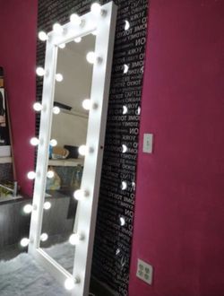 Brand New Led Mirror Hollywood (the Perfect Gift For Christmas ) 🎄🎁