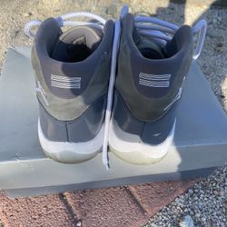 cool grey 11s 10.5 