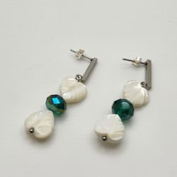 Shell Heart Earrings 