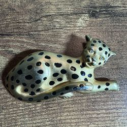 Doreen Ryan Gold Tone Spotted Leopard Rhinestone Eyes Pin Brooch 3-1/4in Figural
