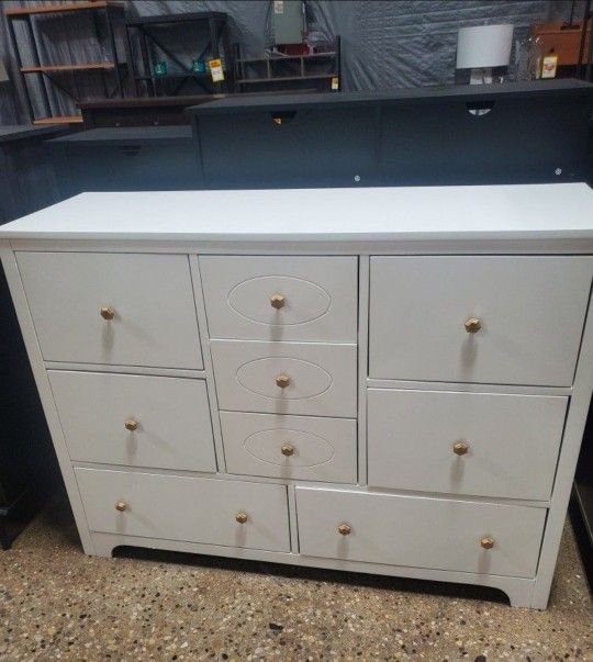 Beautiful White And Gold Dresser With 9 Drawers (New)