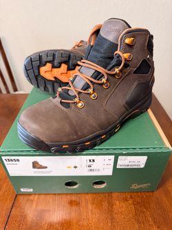 Danner Vicious Boots NEW in BOX size 13