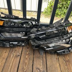 2025-26 DODGE RAM 2500 HEADLIGHTS FULL LED OEM 