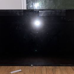 LG 55" And Samsung sound Bar/bass/home Theater 