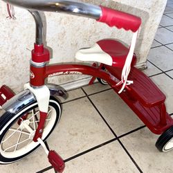 Classic Radio Flyer Tricycle, Red Color, 12” Front Wheel. Kids 2 to 5 Years