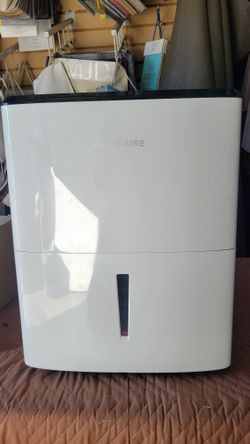 Frigidaire Dehumidifier model FFAD2244W1