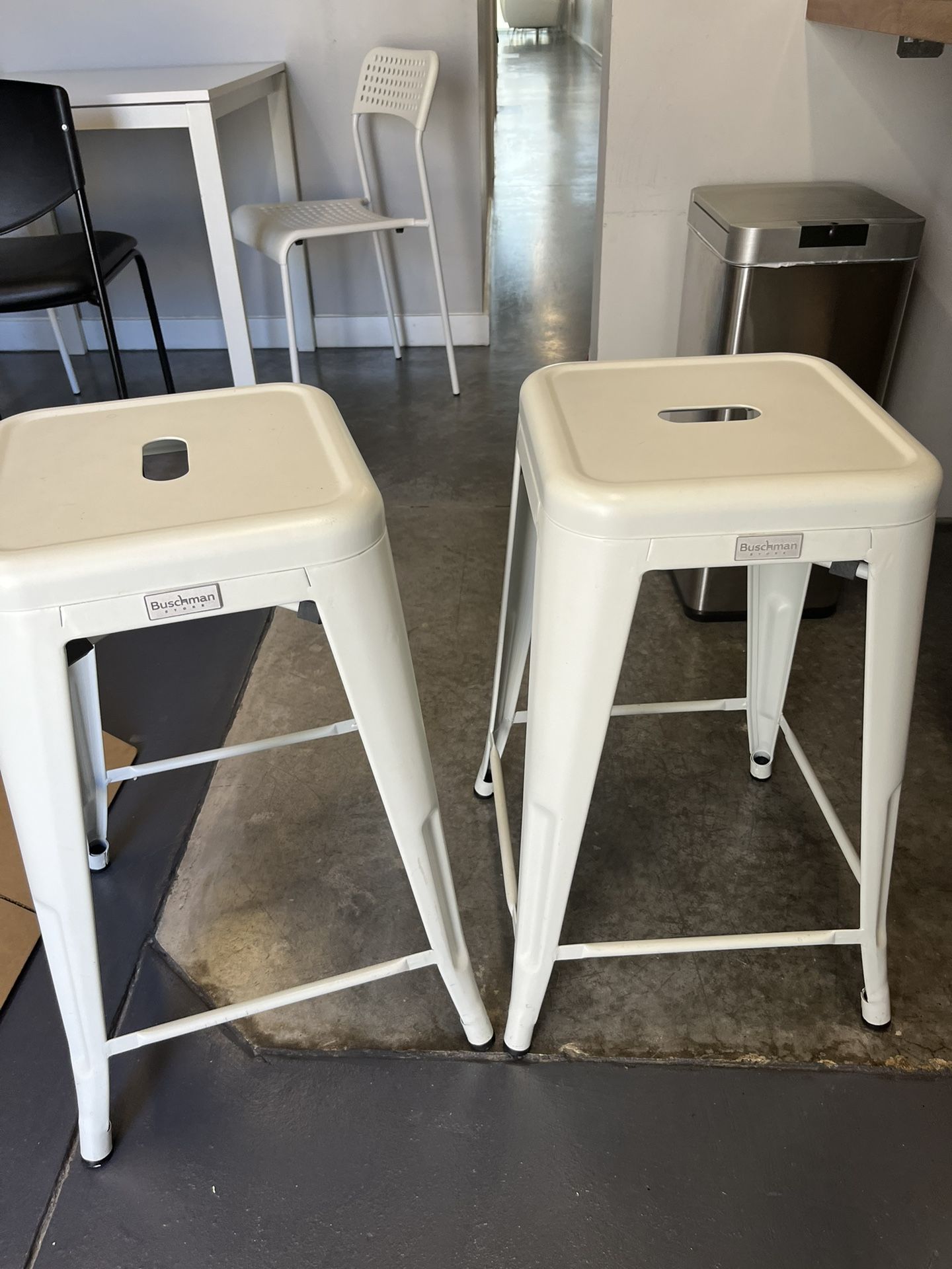 2 Stools