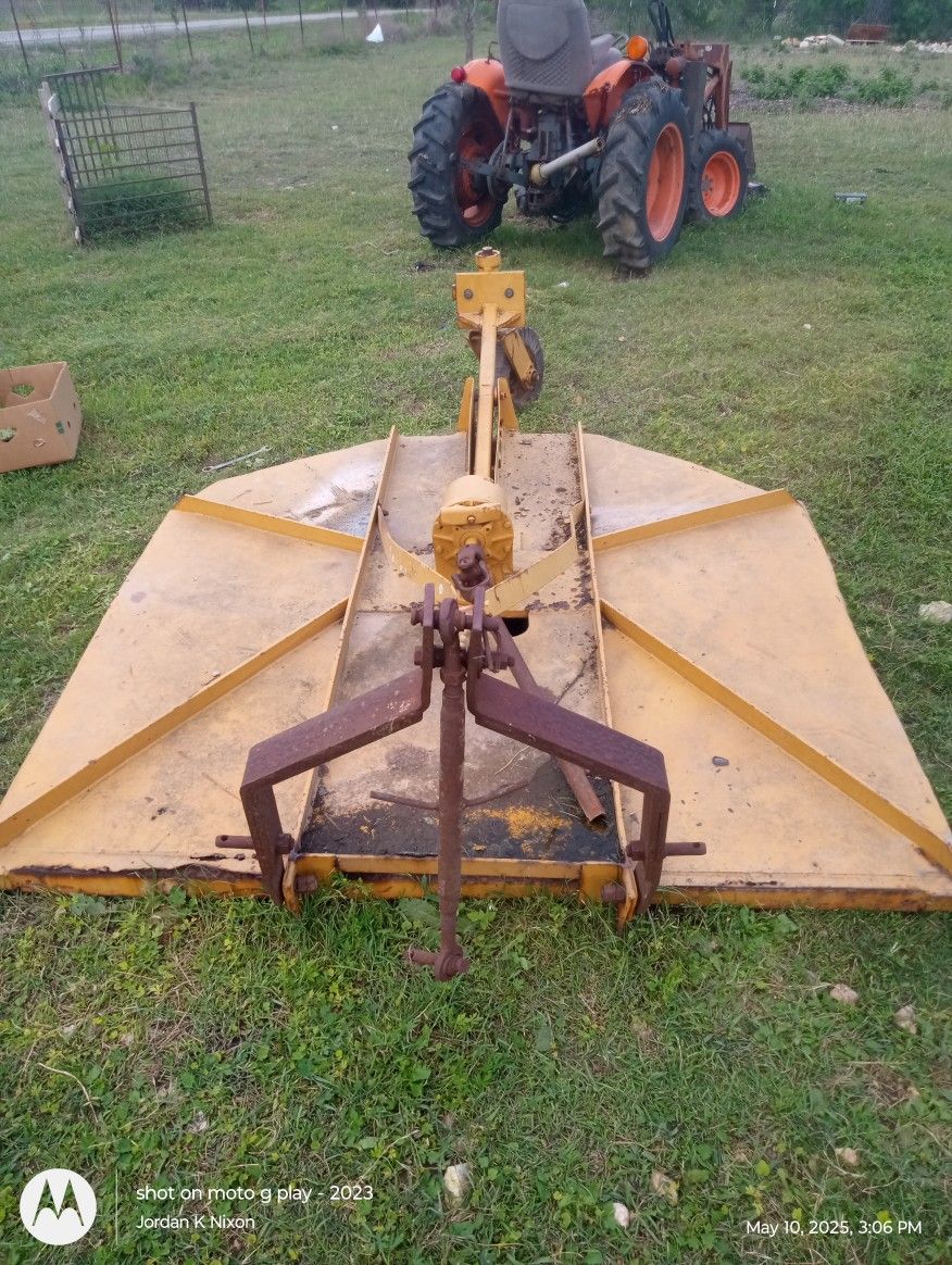 Woods Cadet 84-(Pull type) Brush Mover