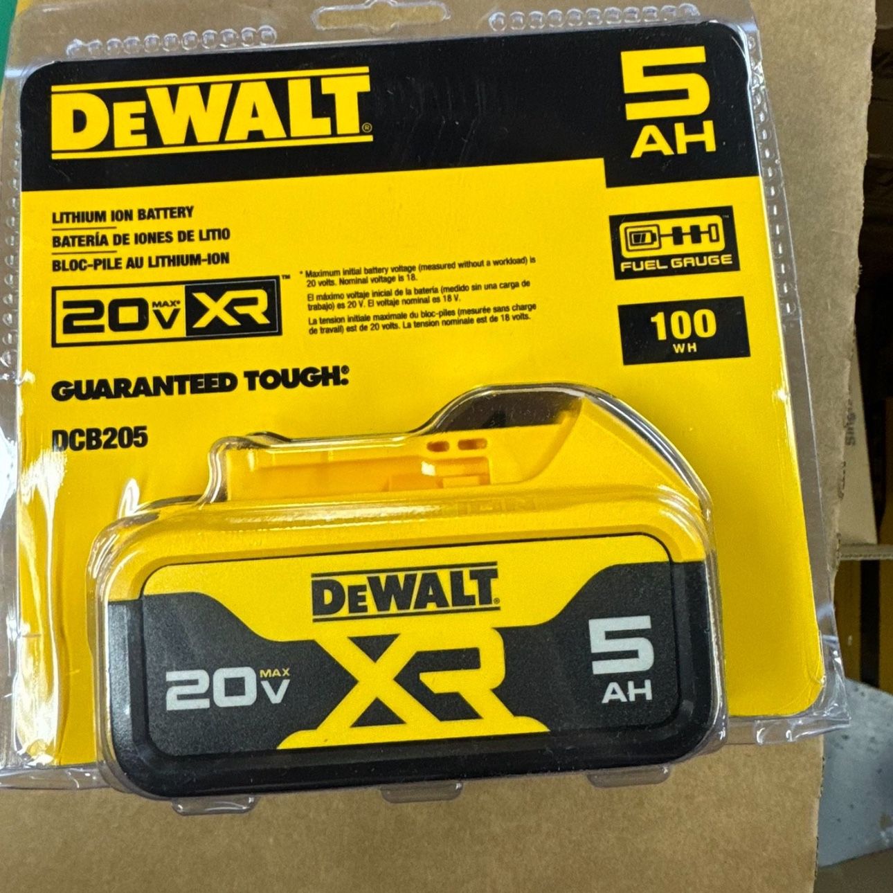 DeWalt DCB205 20V MAX XR Premium Lithium-Ion 5.0Ah Battery Pack
