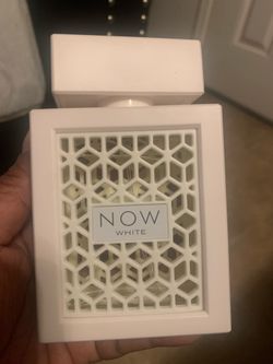 TikTok fragrance NOW white