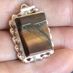 #7 New Beautiful Tiger Eye Agate Malachite Pendant,925 Sterling Silver , Hand Made .please Look At My Profile To See All Items 