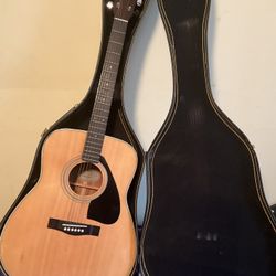 Yamaha Acoustic Guitar 