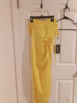 DESIGNER YELLOW SILKY DRESS NWT Size Small