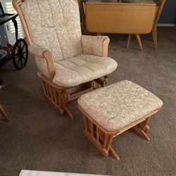 Wooden Rocking Chair Set 